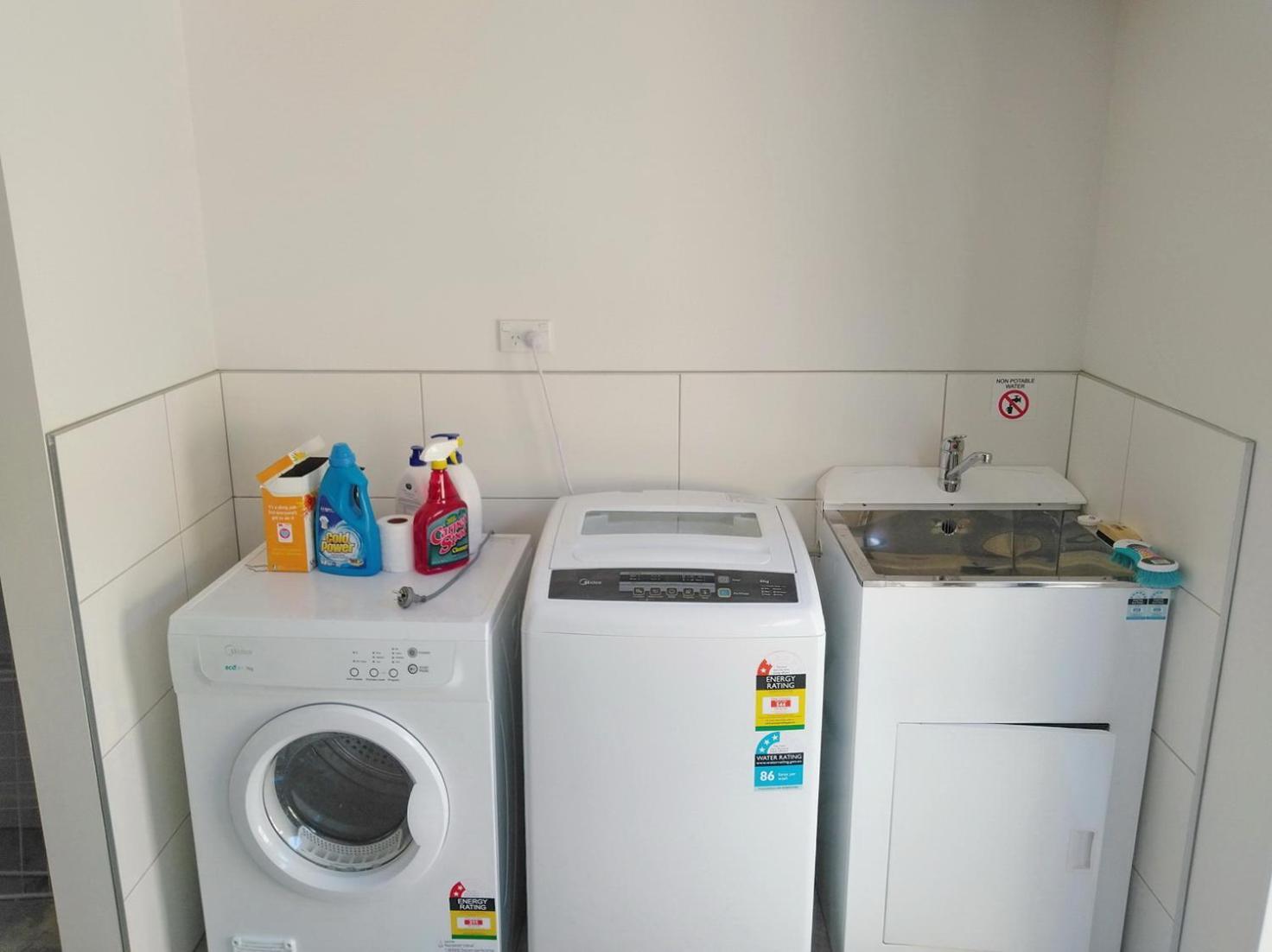 7Br 3Bh Beach Escape. 2 Min To Browns Bay Beach Auckland Exterior foto